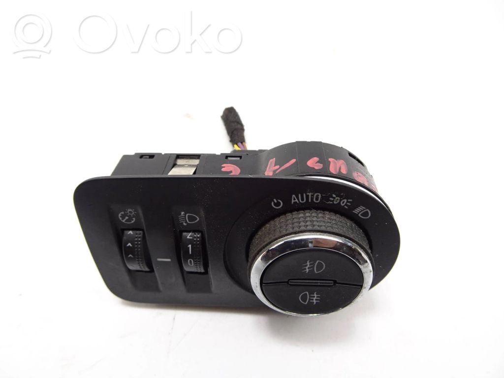Opel Corsa E Light switch 