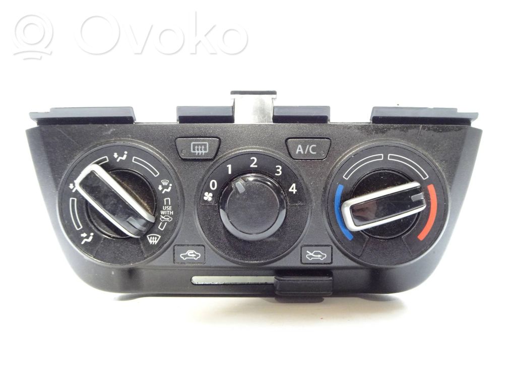 Suzuki Swift III Climate control unit 