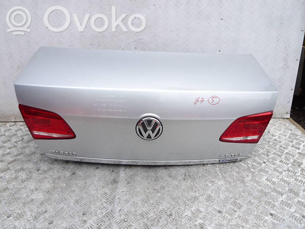 Volkswagen PASSAT B7 Tailgate/trunk/boot lid 