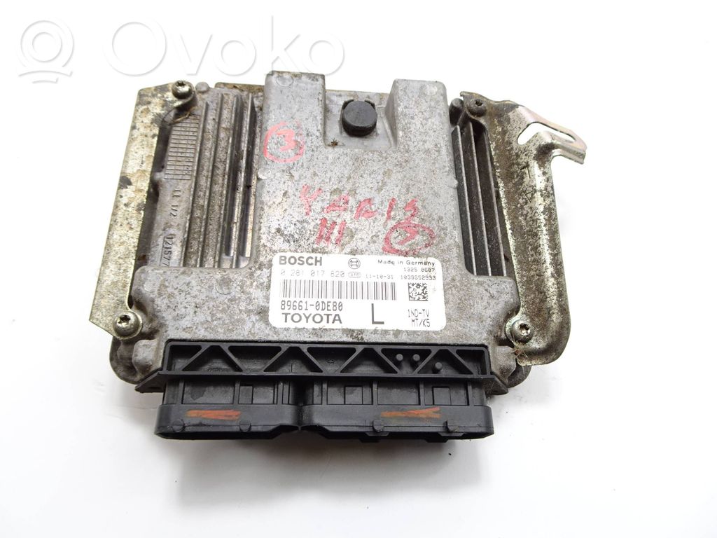 Toyota Yaris Sterownik / Moduł ECU 