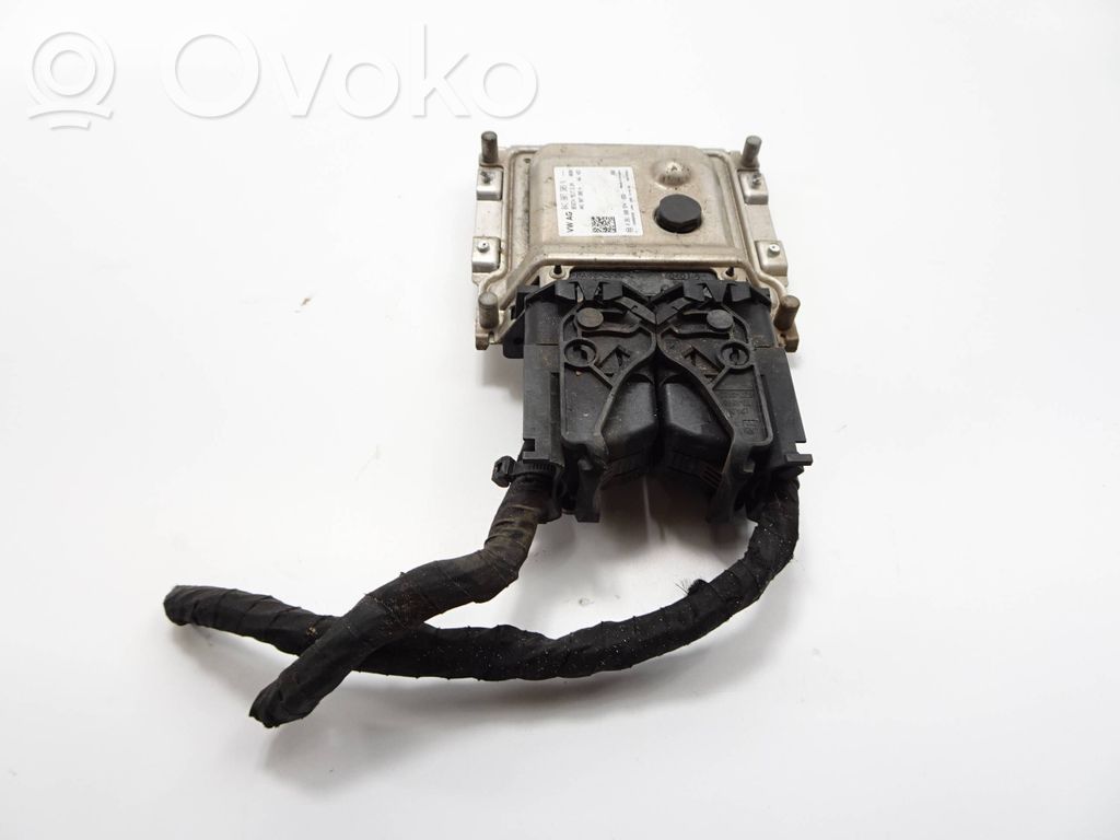 Skoda Citigo Engine control unit/module 