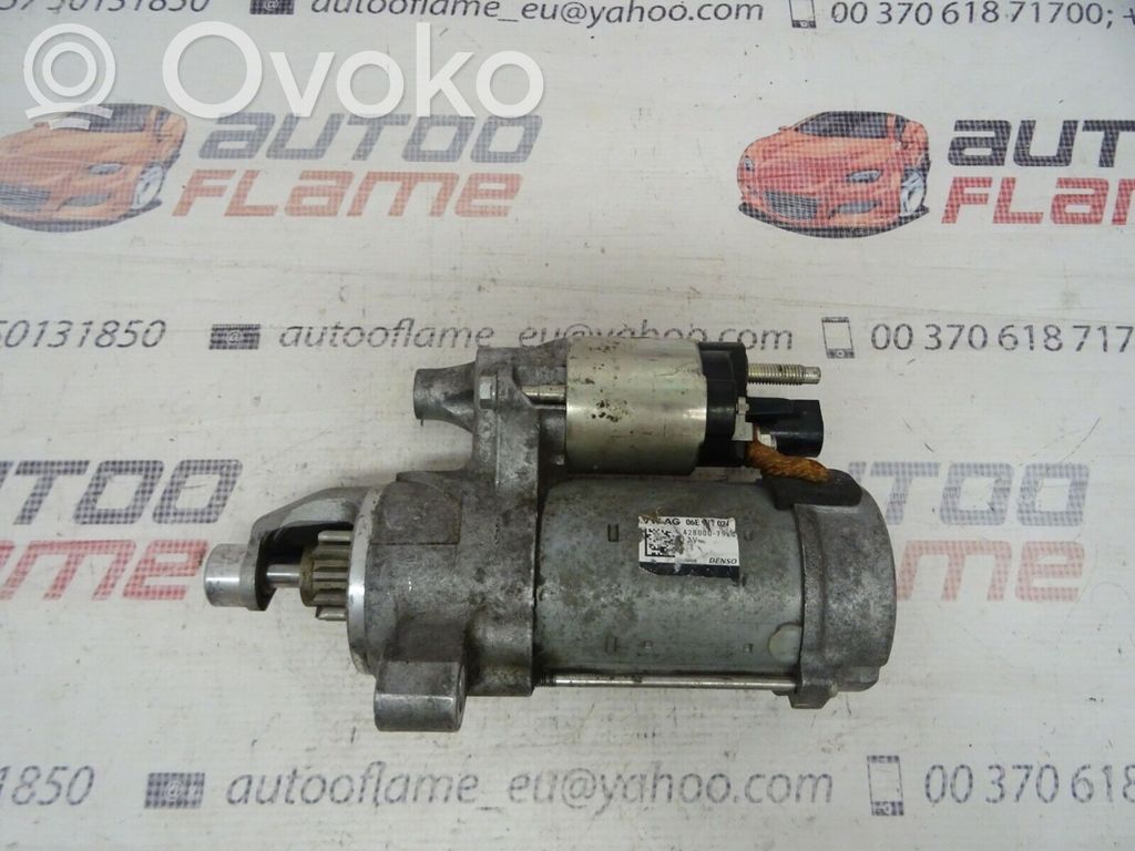 Audi A5 8T 8F Starteris 