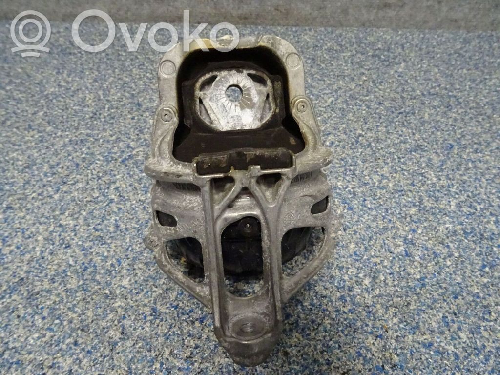 Engine mount bracket   4M0199372D