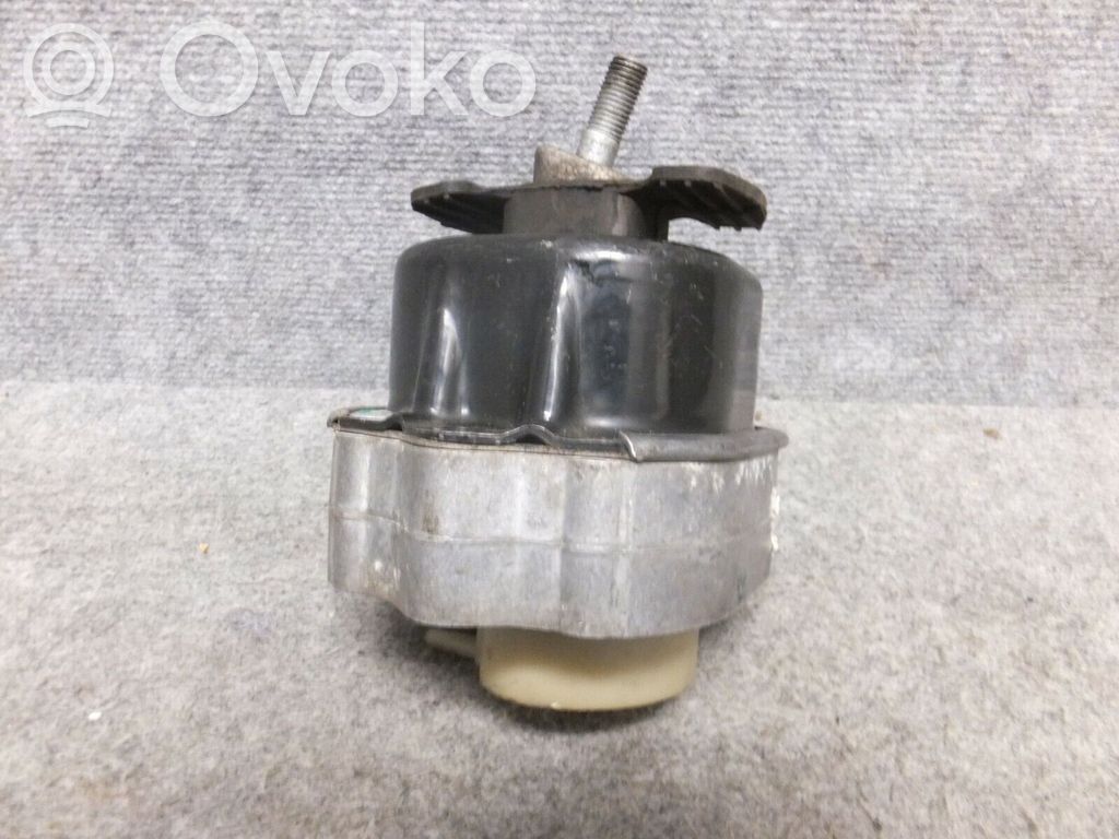 BMW X5 F15 Engine mount bracket 