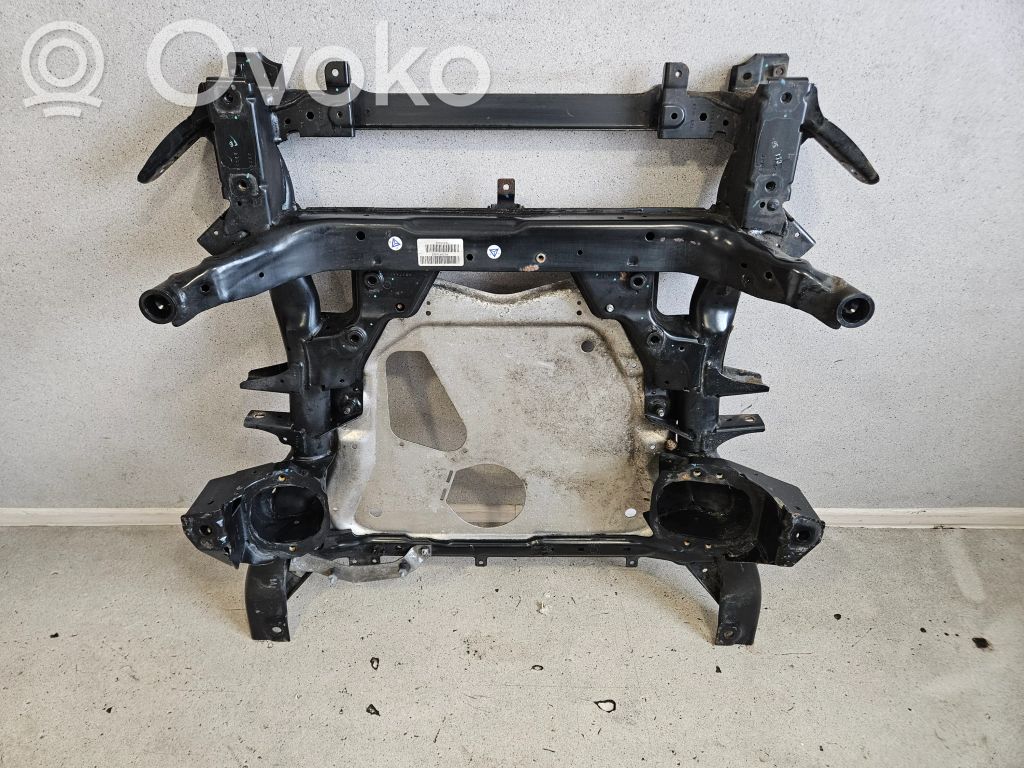 Priekinis traversas   6799718