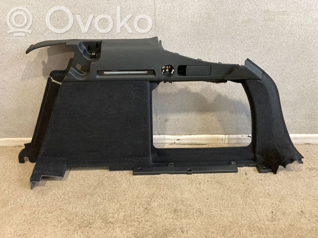 Audi A4 S4 B9 Tavaratilan sivuverhoilu 