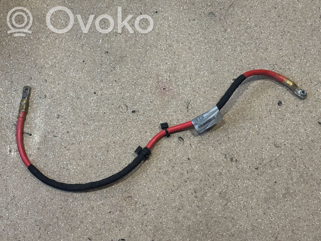 Audi e-tron Pluskaapeli (akku) 