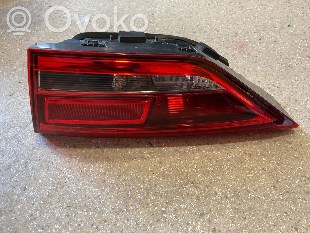 Audi A3 S3 8V Takaluukun takavalot 