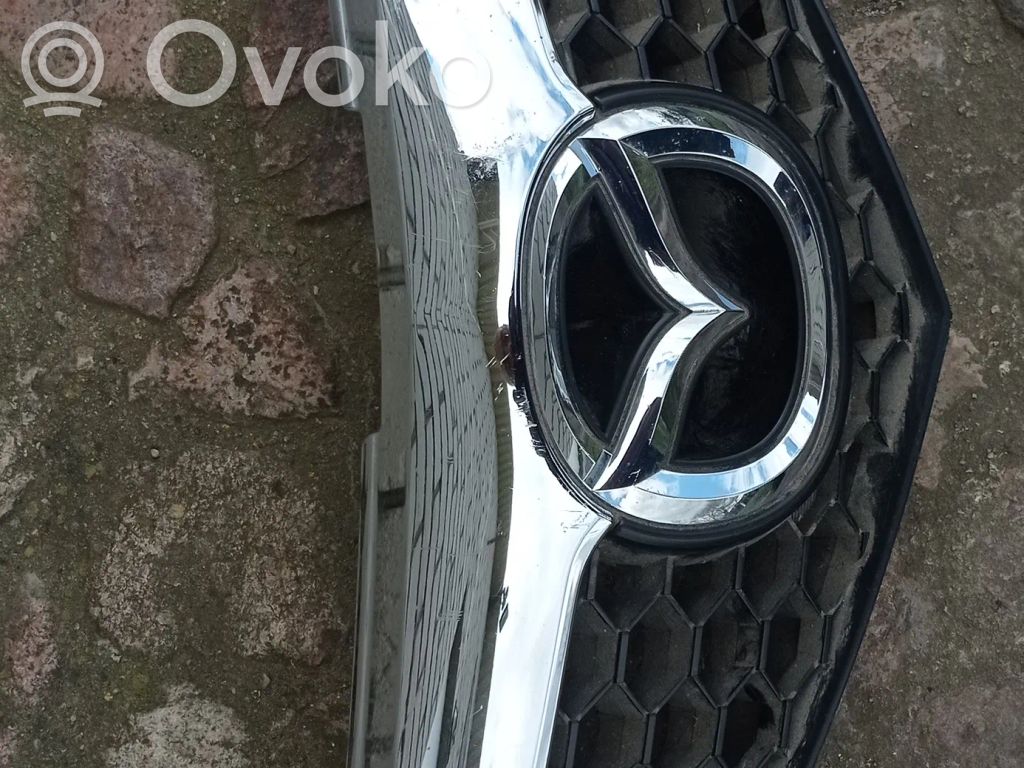 Mazda 3 I Etupuskurin ylempi jäähdytinsäleikkö 