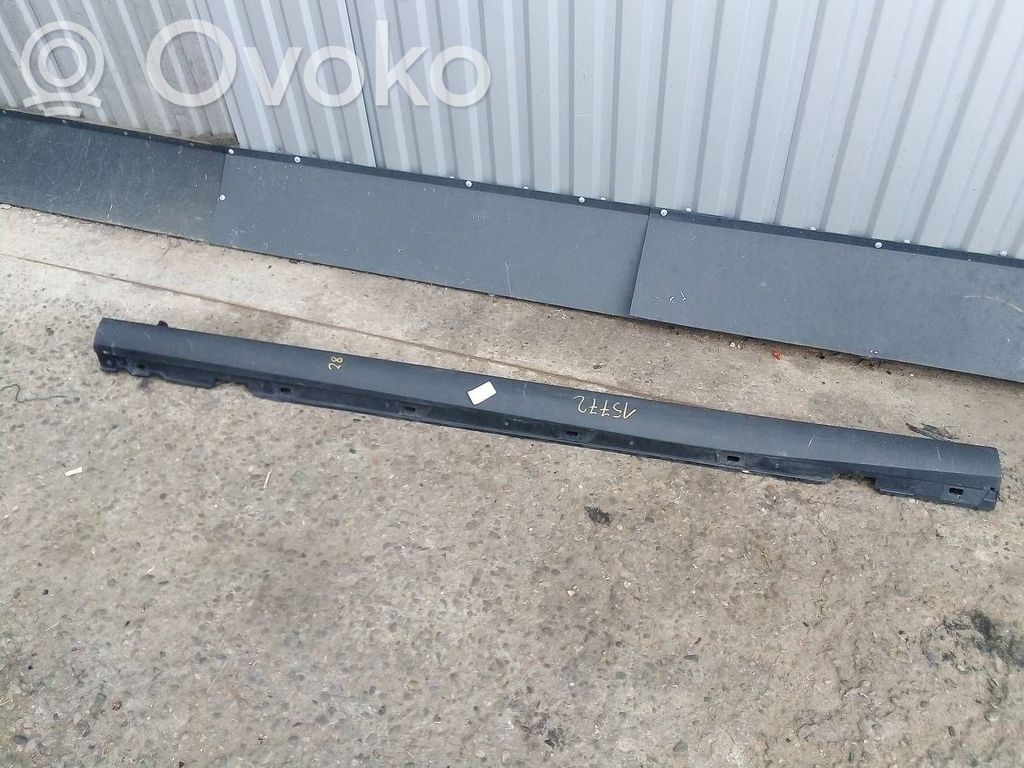Ford Focus Front sill (body part) 
