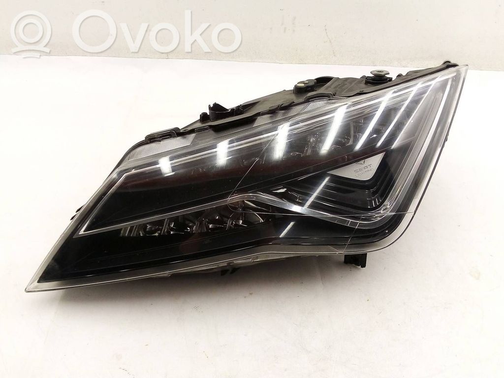 Seat Leon (5F) Phare frontale 