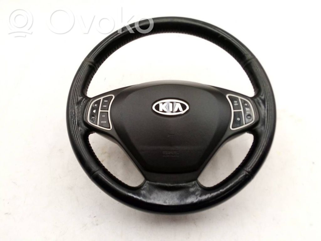 KIA Ceed Stūre 
