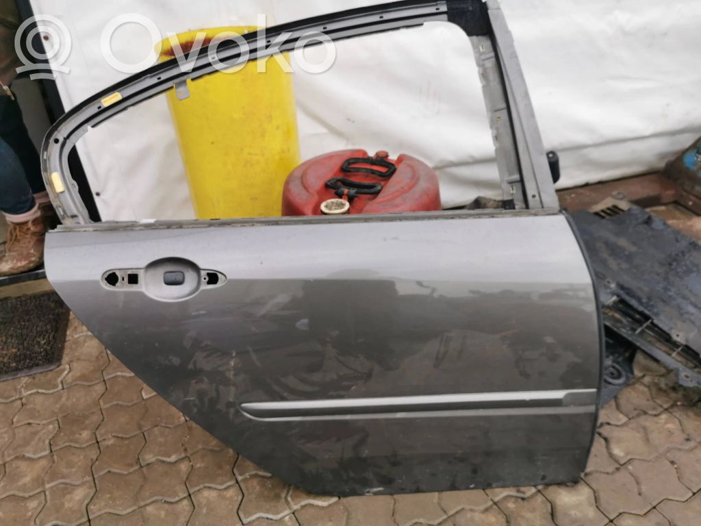 Renault Laguna III Galinės durys 