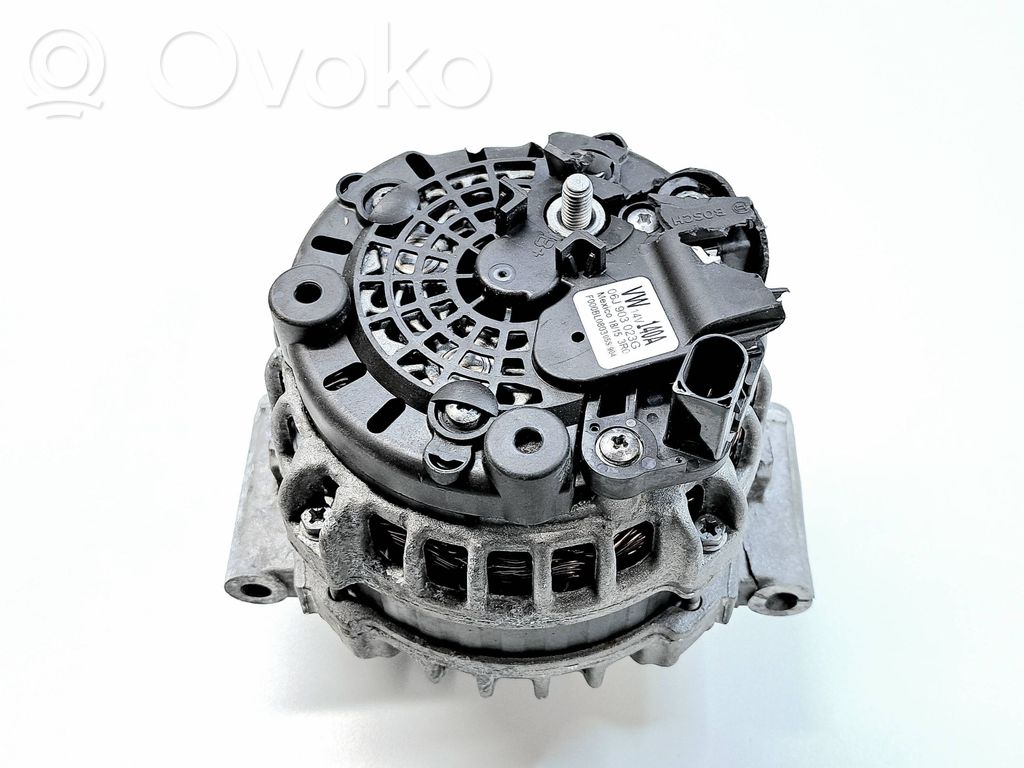 Volkswagen Golf VII Generator/alternator 