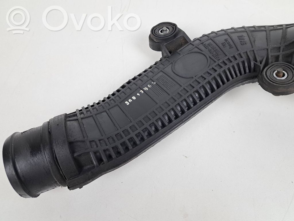 Volkswagen Golf VI Air intake hose/pipe 