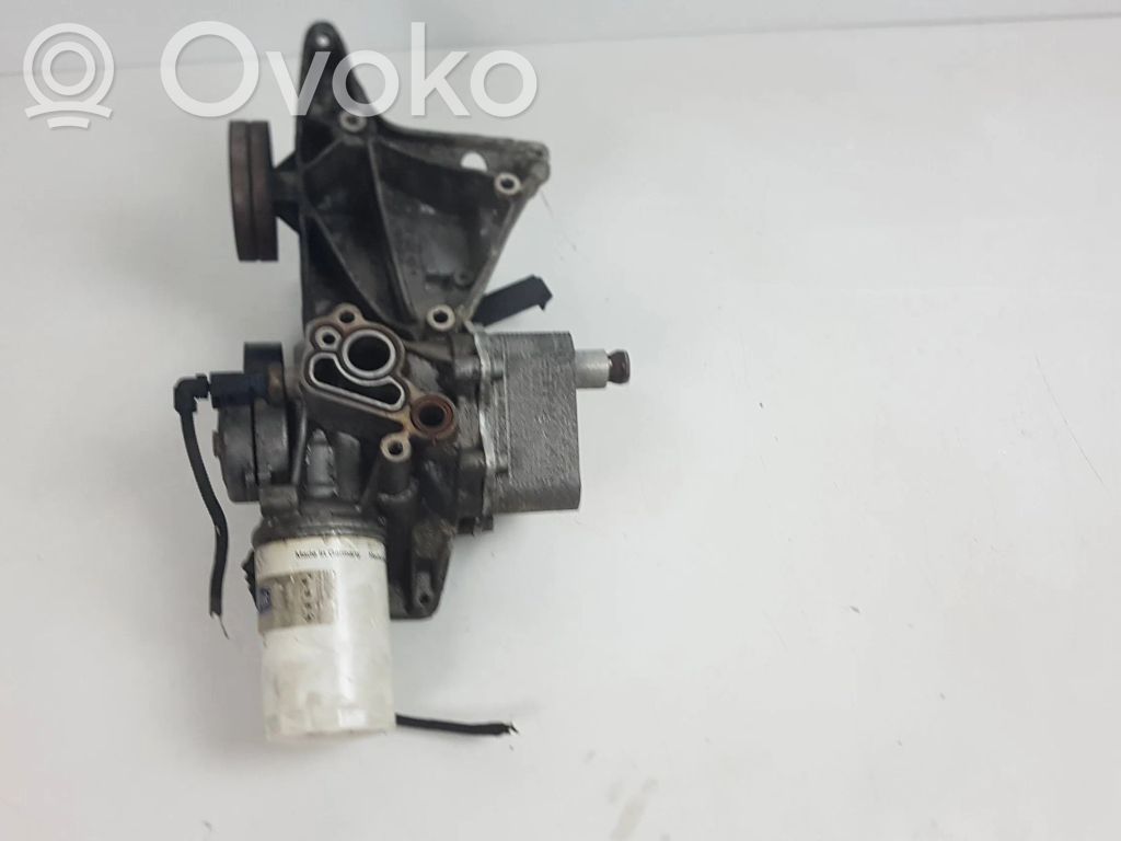 Audi A4 S4 B8 8K Mocowanie / uchwyt filtra oleju 