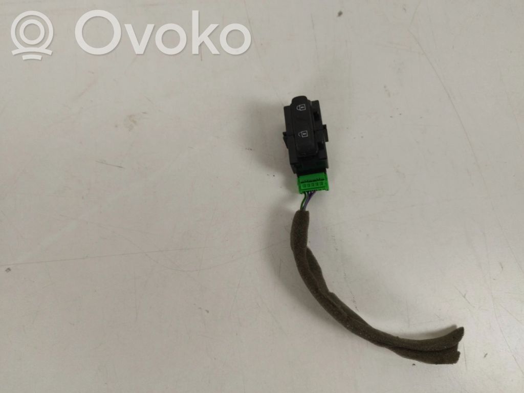 Volvo XC60 Central locking switch button 