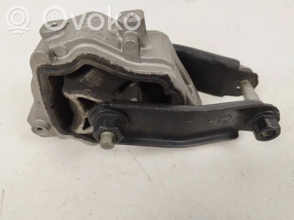 Volvo S80 Engine mount bracket 