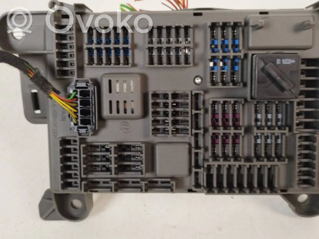 BMW X5 E70 Fuse module 