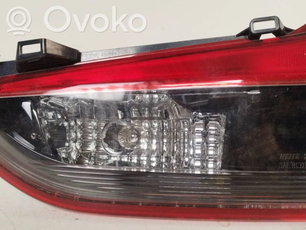 Mazda 6 Takaluukun takavalot 