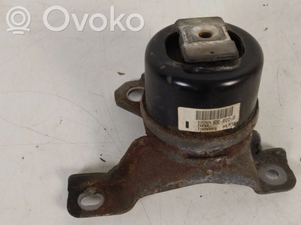 Volvo S60 Engine mount bracket 