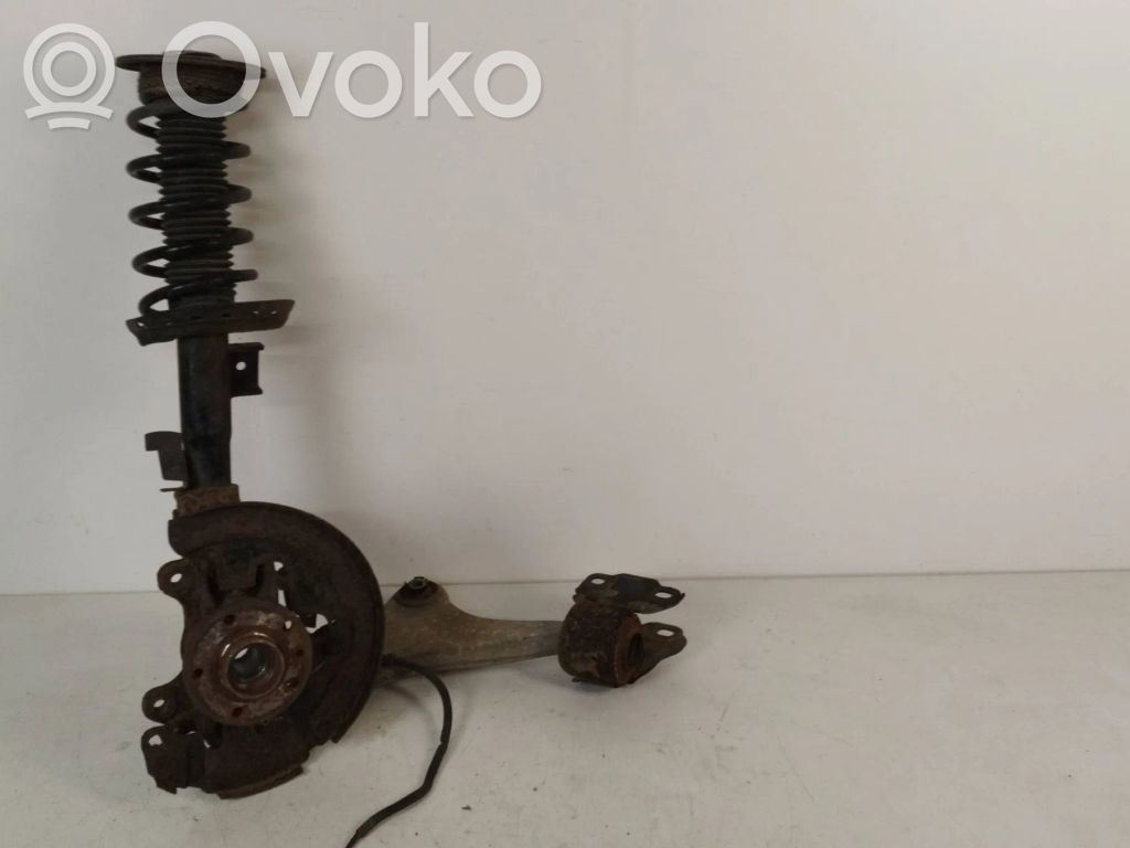 Volvo S60 Priekinis kelmas 