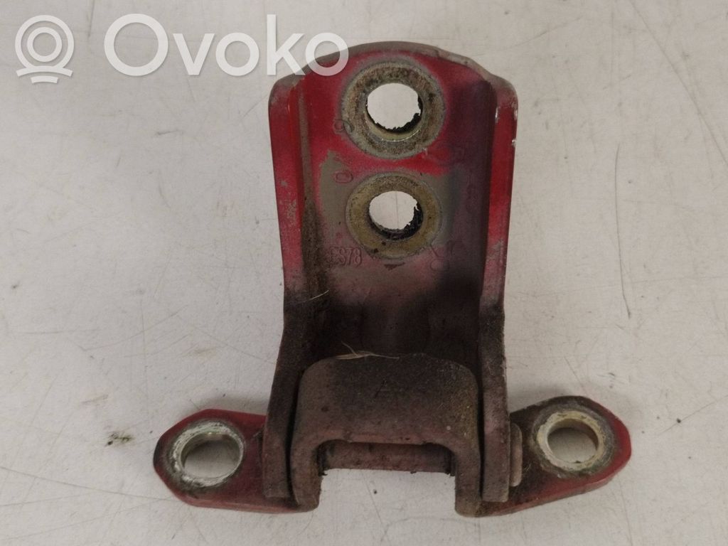 Nissan Micra Front door upper hinge 