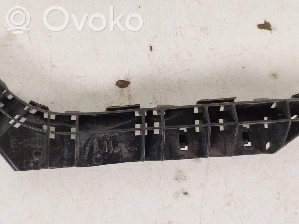 Subaru Legacy Front bumper mounting bracket 