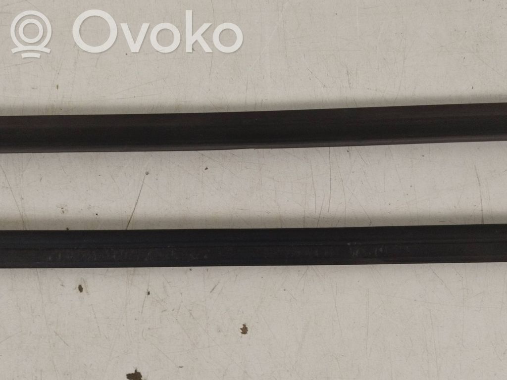 BMW 3 E90 E91 Engine compartment rubber 