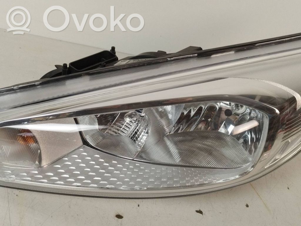 Ford Focus Scheinwerfer 