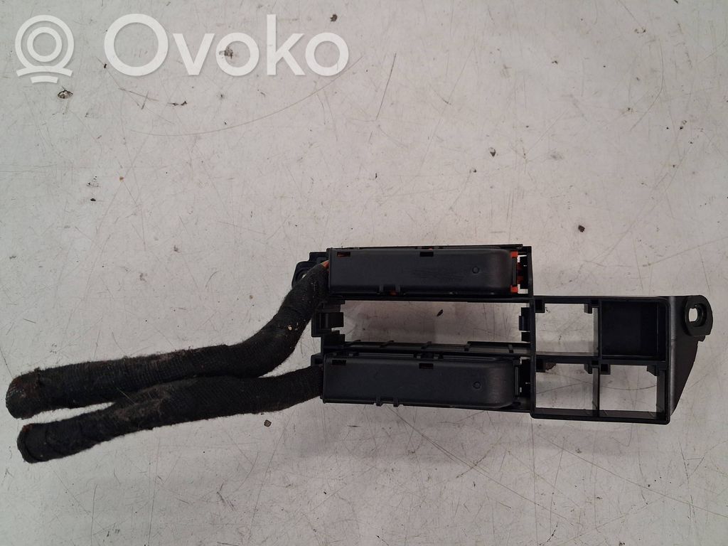 Audi Q7 4L Módulo de fusible 