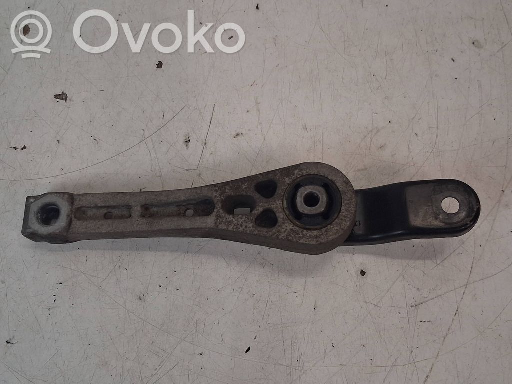 Volkswagen Jetta VI Engine mounting bracket 