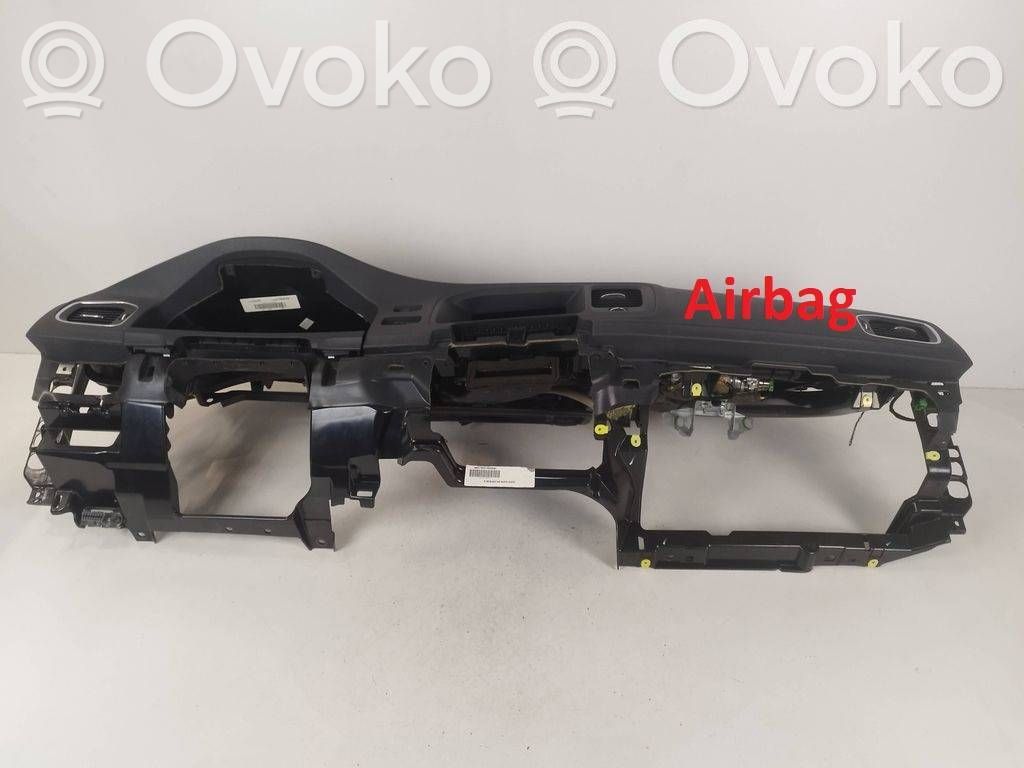 Volvo S60 Dashboard 