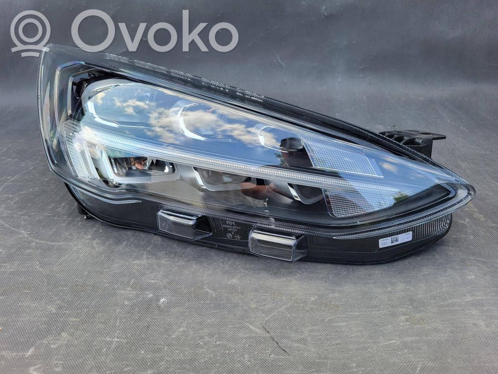 Headlight/headlamp   MX7B13E014ED,MX7B13E014E
