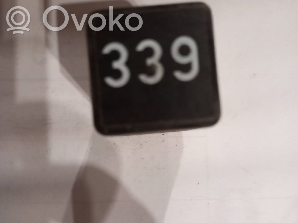 Audi A6 S6 C5 4B Muu rele 