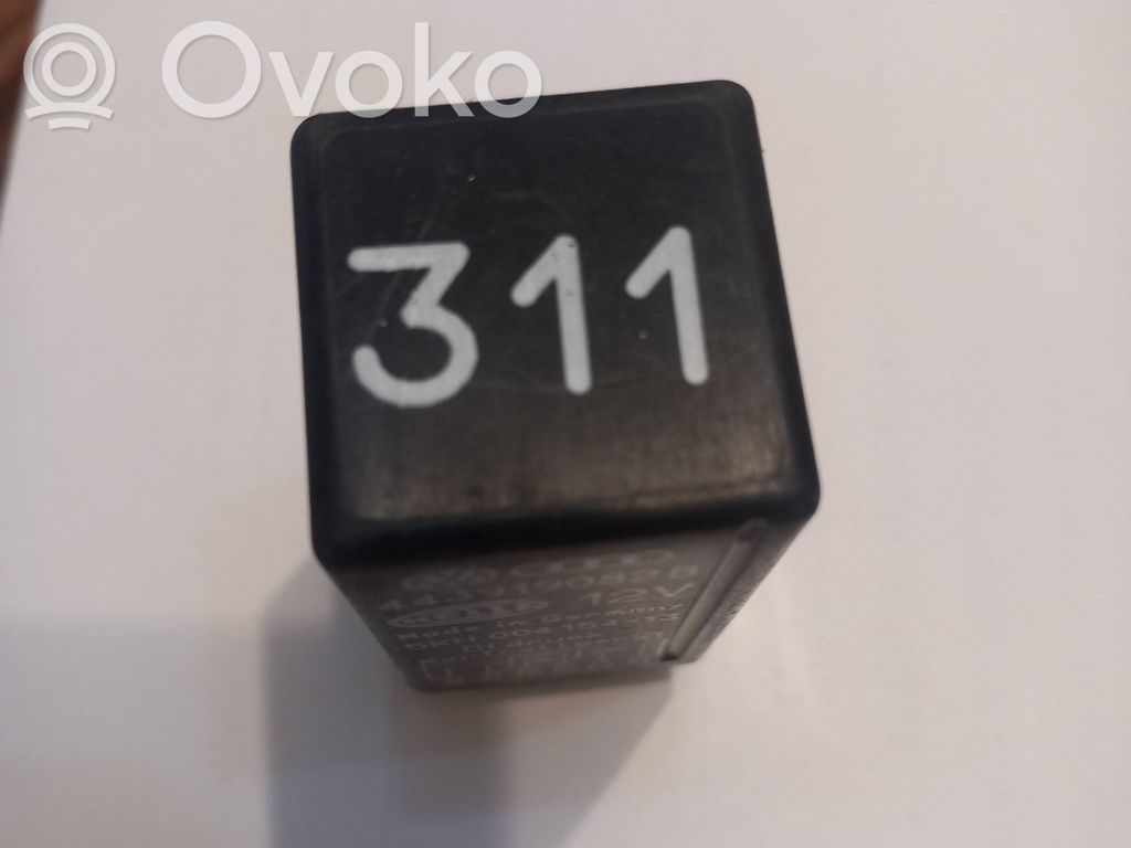 Audi A4 S4 B5 8D Sonstige Relais 