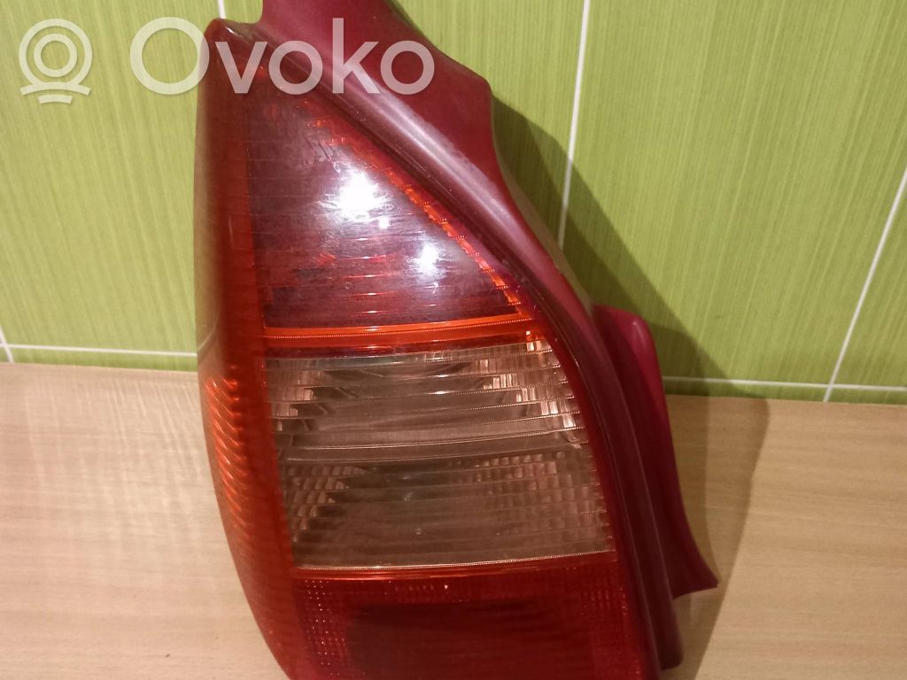 Citroen C2 Galinis žibintas kėbule 