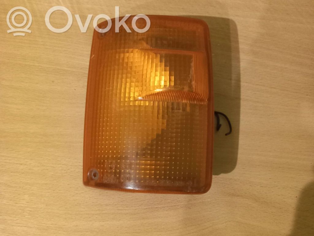 Isuzu Trooper Front indicator light 