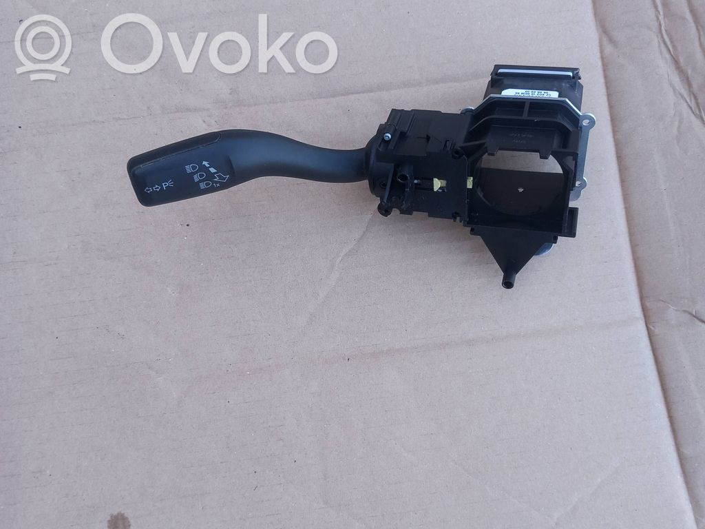 Seat Exeo (3R) Indicator stalk 