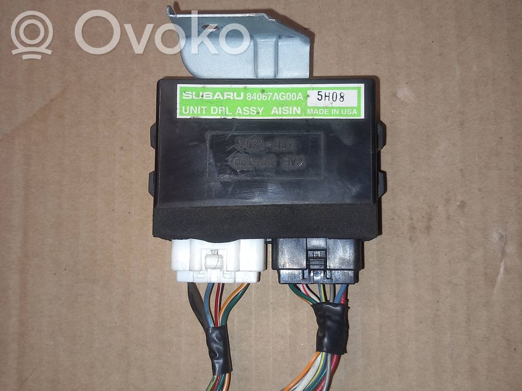 Subaru Legacy Light module LCM 