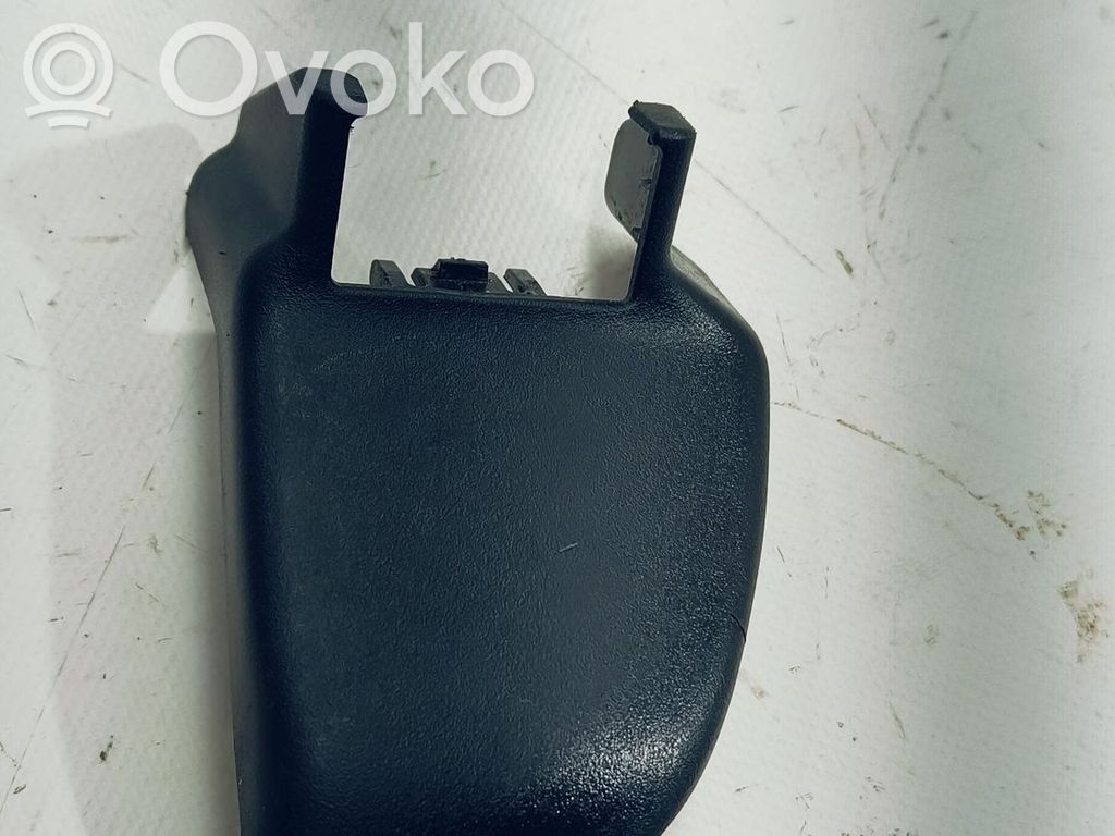 Subaru Outback (BS) Sedynės apdaila 