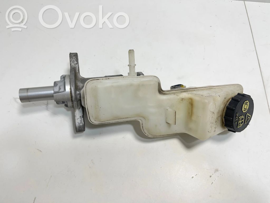 Mazda 3 III Master brake cylinder 