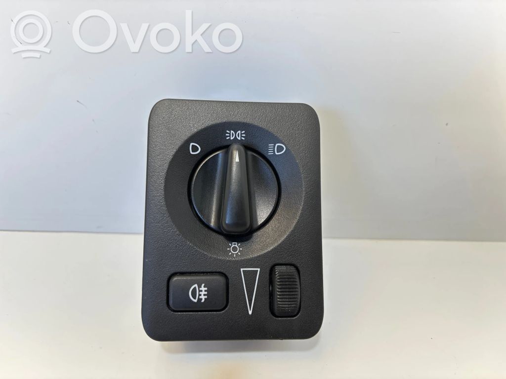 Light switch   12760589,75D521