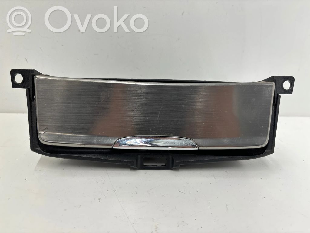 Ford Mondeo MK IV Cendrier 