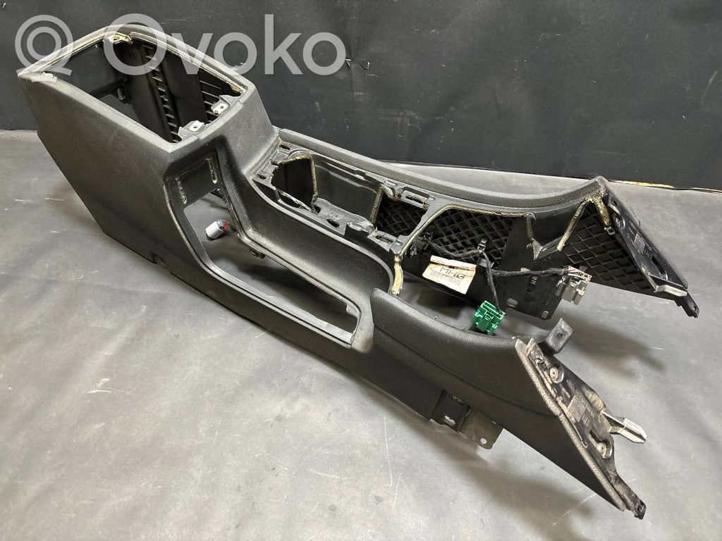 Ford Mondeo MK IV Center console 