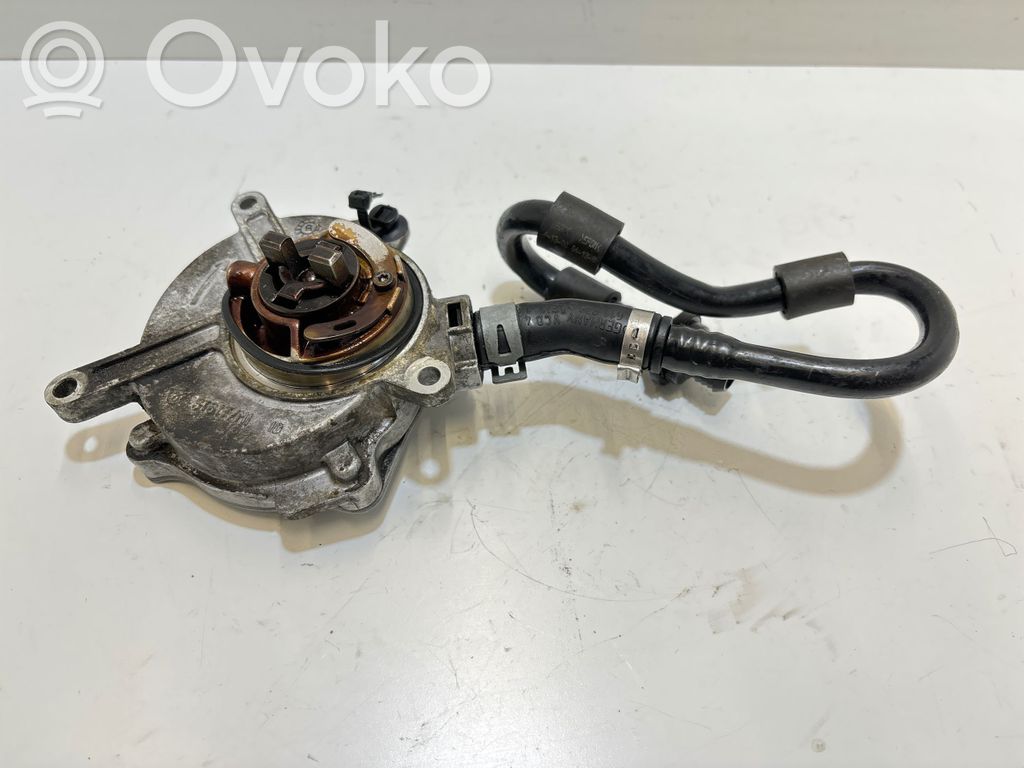 Audi A6 S6 C6 4F Siurblys vakuumo 