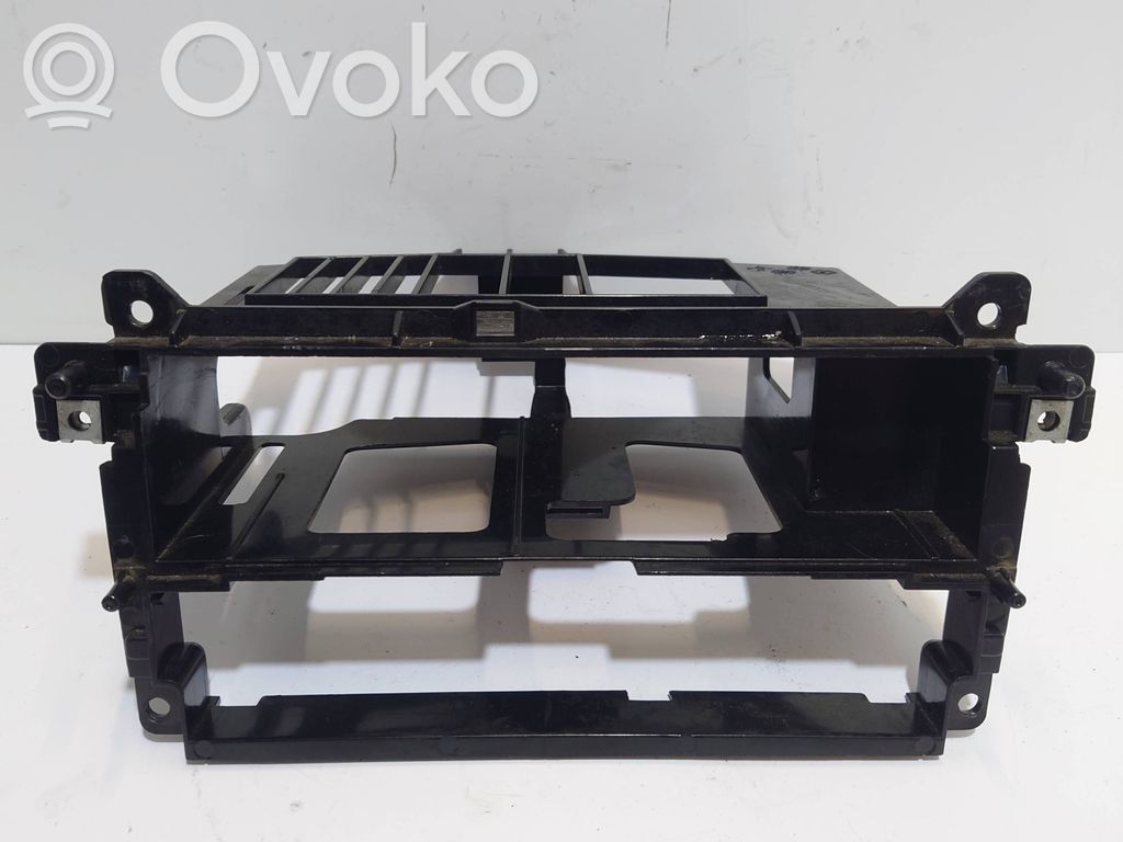 BMW 3 E46 Muut kojelaudan osat 
