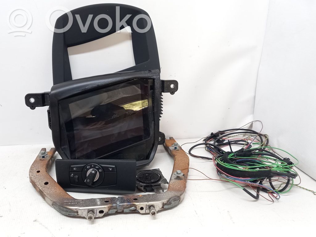 BMW X5 E70 Head up display screen 