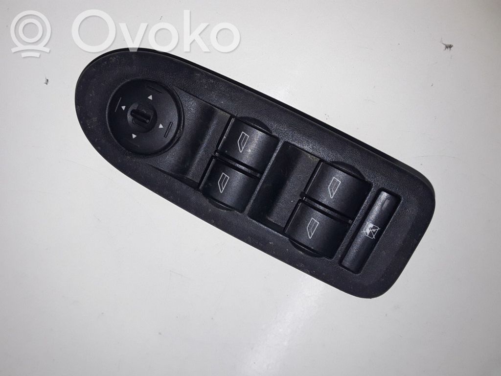 Ford Focus C-MAX Electric window control switch 
