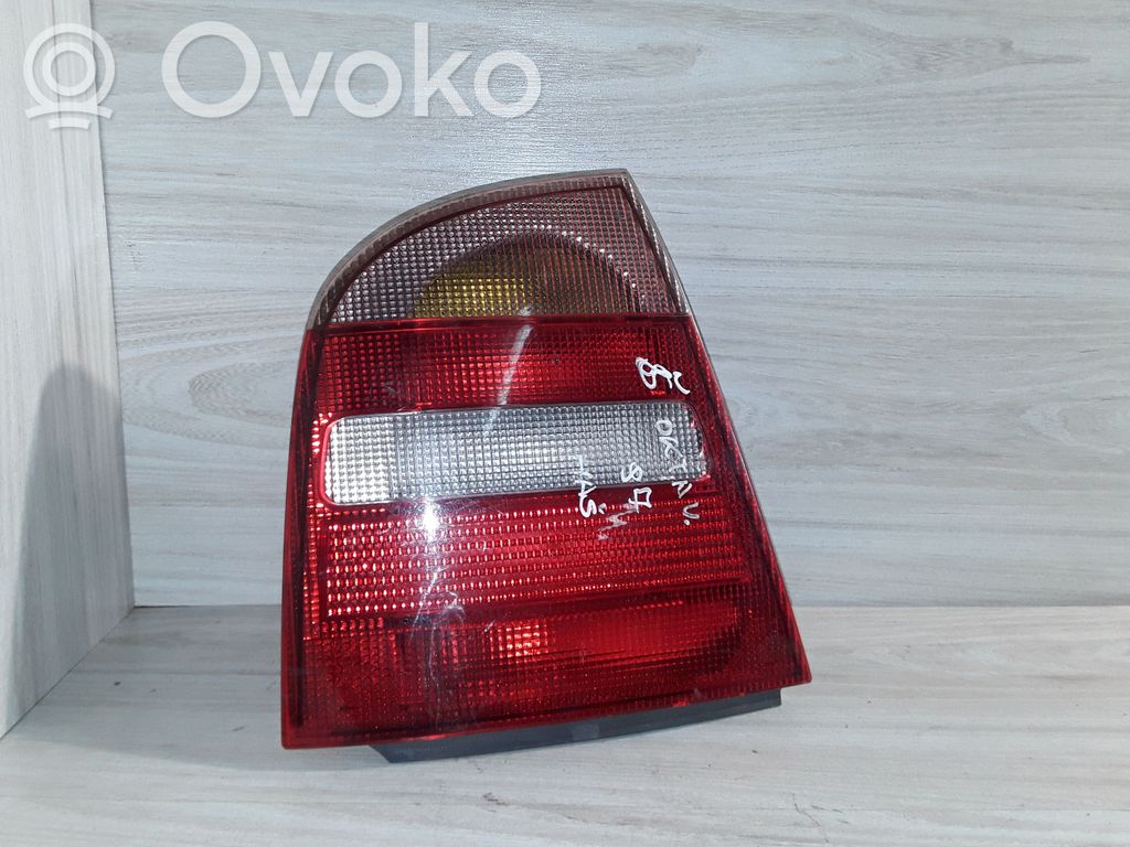 Skoda Octavia Mk1 (1U) Lampa tylna 